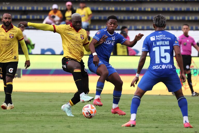 TRAS EL EMPATE ANTE LA U. CATÓLICA: LigaPro destacó a dos jugadores de BSC