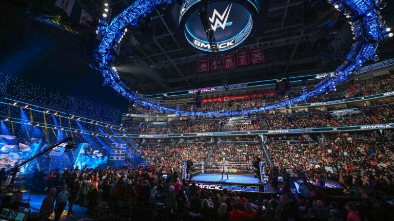 WWE generó 13 millones de dólares en seis fechas