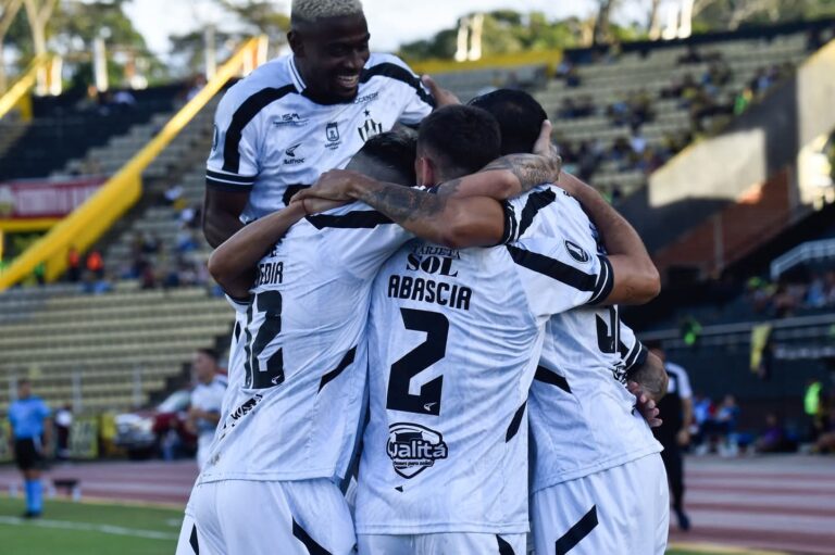 (VIDEO) Central Córdoba ganó y sigue invicto en la Copa Libertadores