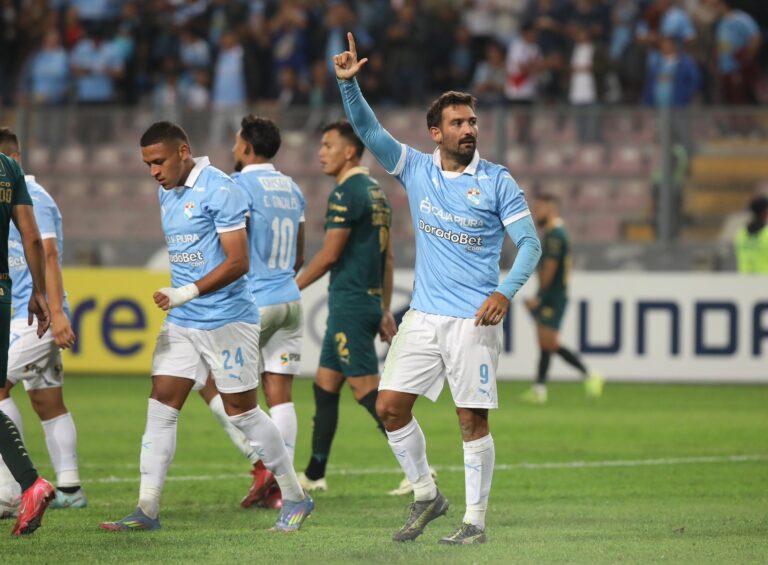 (VIDEO) Cristal venció por a Bolívar y se metió en la lucha en la Libertadores