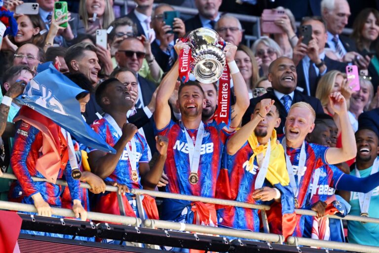 (VIDEO) ¡Crystal Palace hace historia y conquista su primera FA Cup!