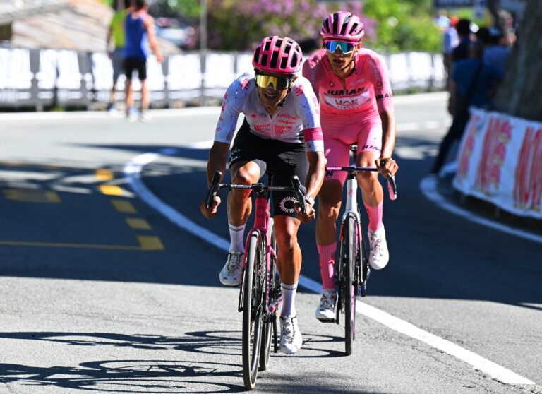 Carapaz no se rinde: Tercero en la etapa 19 y sigue firme en la lucha por el Giro