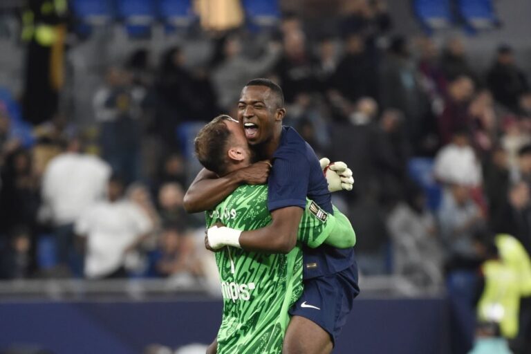 HISTORIA PURA: Willian Pacho es el primer ecuatoriano campeón de la Champions
