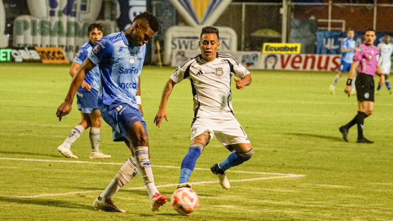 (VIDEO) NO LES SIRVE DE MUCHO: Macará y Emelec igualaron en Ambato