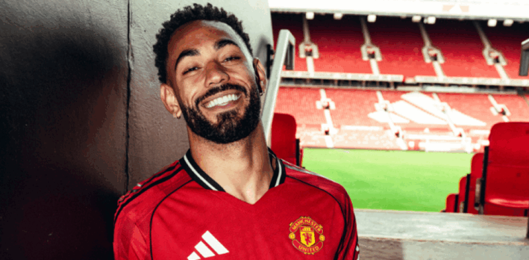 Oficial: Manchester United anuncia a Cunha