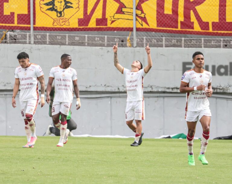 (VIDEO) ESCALAN A LOS PRIMEROS LUGARES: Deportivo Cuenca venció de visitante al Aucas