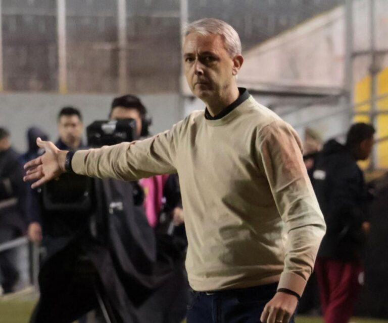 Tiago Nunes habló de su debut con triunfo en LDU