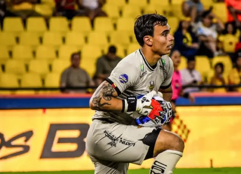 Eduardo Bores, cerca de IDV: Libertad confirma acuerdo y ficharía a un arquero de Emelec