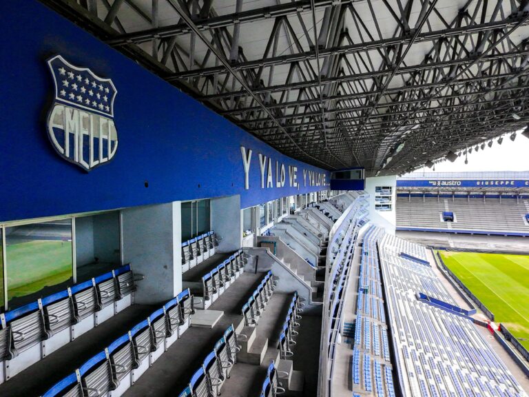 (VIDEO) LISTA COMPLETA: Los refuerzos de Emelec anunciados en la Explosión Azul