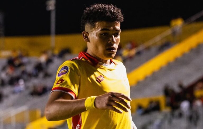IDV O LDU: Ronald Briones no continuará en Aucas
