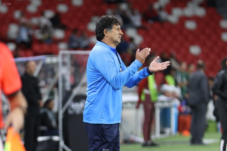 BUSCARÁN UN DT: Pato Hurtado está descartado para ser el nuevo estratega de Liga