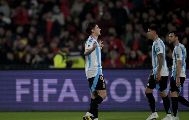(VIDEO) Argentina vence a Chile y lo deja al borde de la eliminación mundialista