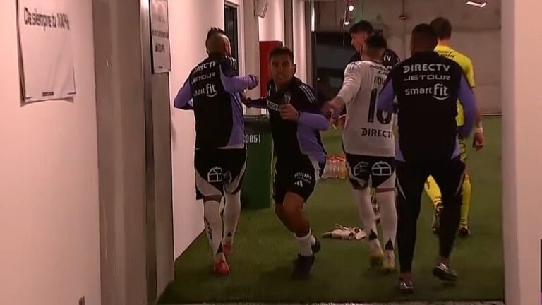 (VIDEO) El fuerte encontrón entre Arturo Vidal y un compañero tras autogol