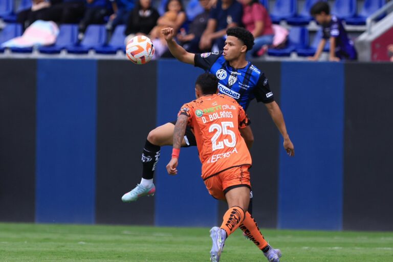 (VIDEO) DEJARON ESCAPAR PUNTOS EN CASA: IDV empató ante Libertad en el Estadio Banco Guayaquil