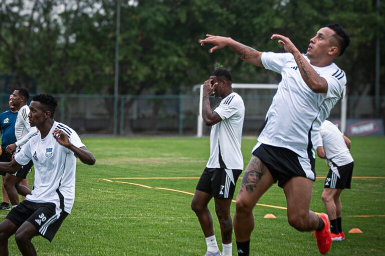 (VIDEO) Emelec, listo para debutar a sus nuevos fichajes tras levantar sanciones de FIFA