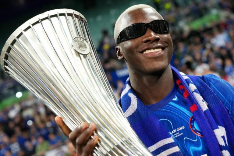 (VIDEO) Moisés Caicedo ya está en Estados Unidos: Se alista para el debut en el Mundial de Clubes