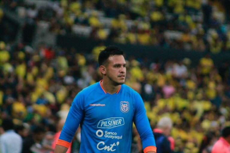 (VIDEO) GALÍNDEZ SE LESIONÓ: Valle va como titular en La Tri