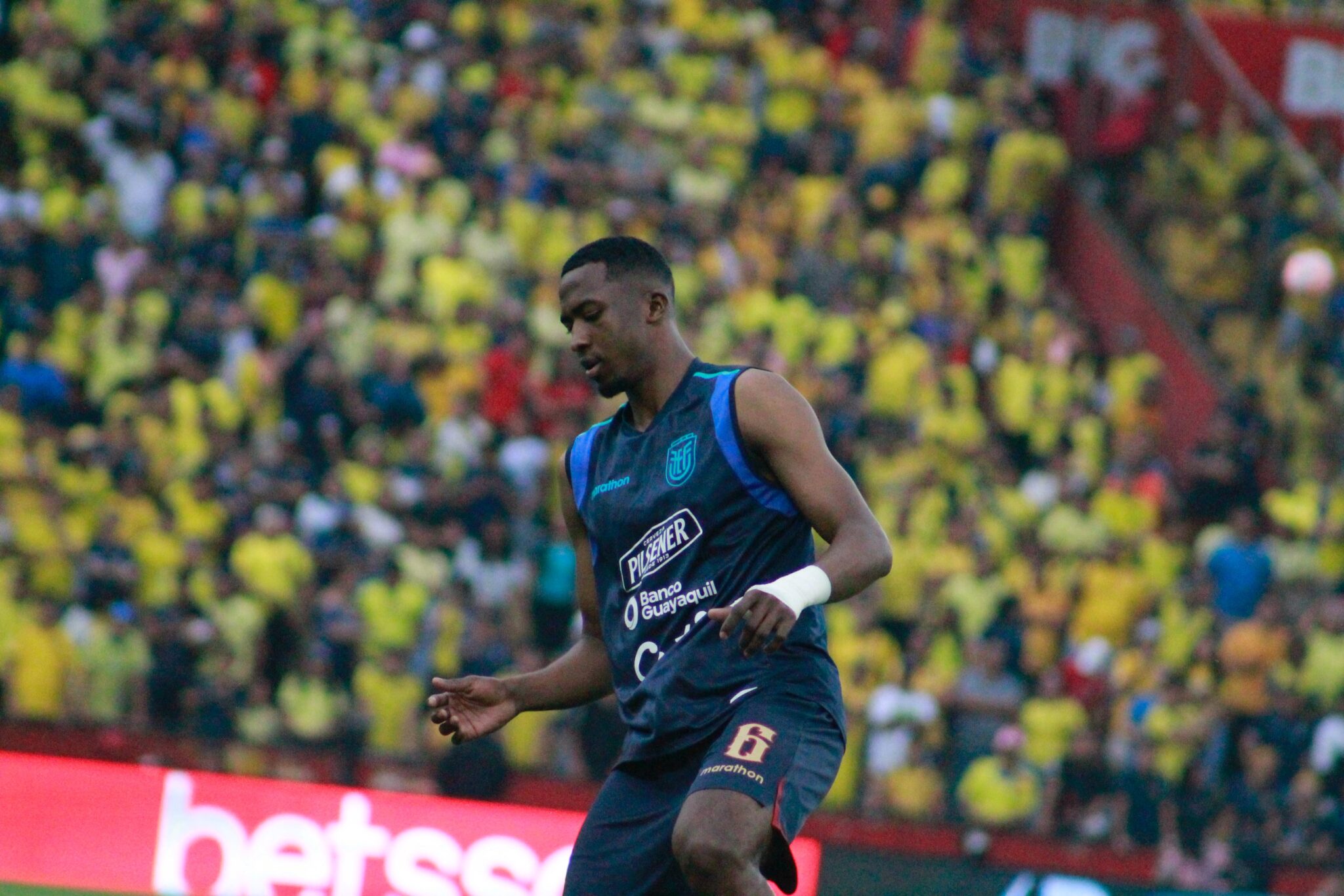 Willian Pacho: “No está mal siempre decir que queremos lograr ser campeones del mundo”