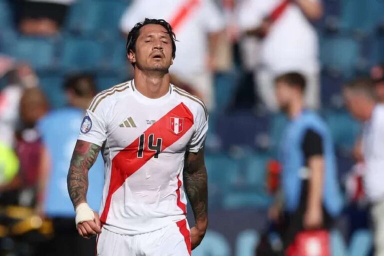 (COMUNICADO) Lapadula y Cabrera, bajas en Perú por lesión