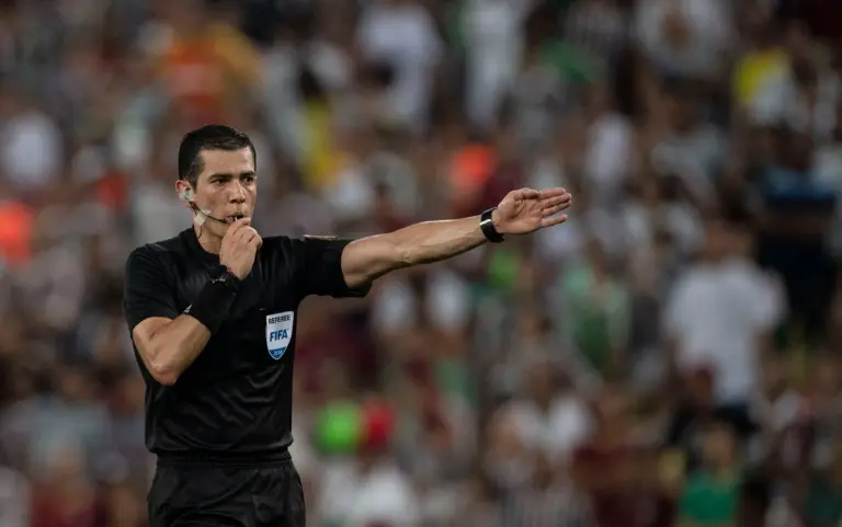 Terna arbitral confirmada para el Perú vs. Ecuador