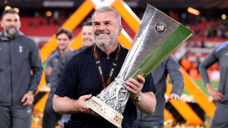 Pese a ganar la Europa League: Tottenham despidió a Ange Postecoglou