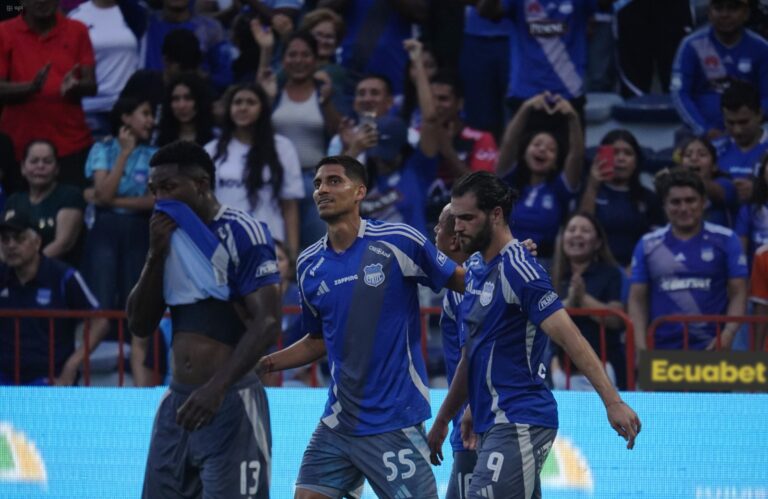 (VIDEO) RESPIRA EL ‘BOMBILLO’: Emelec vence a Vinotinto en el Capwell