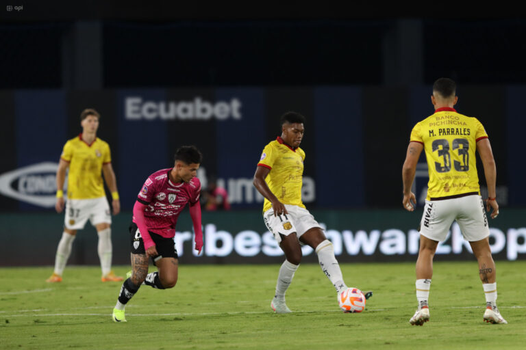 EL PARTIDO DE LA FECHA: Las posibles alineaciones de BSC e IDV