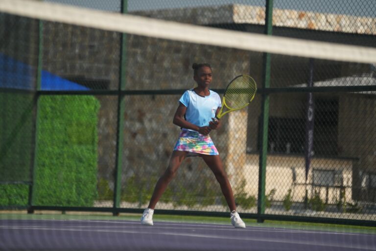 (VIDEO) Brithany Cabeza se une al equipo de deportistas de Banco Guayaquil