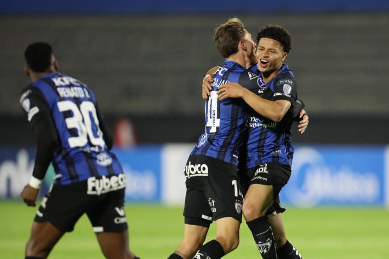 (VIDEO) UN PIE EN OCTAVOS: IDV aplastó a Vasco Da Gama en la Sudamericana