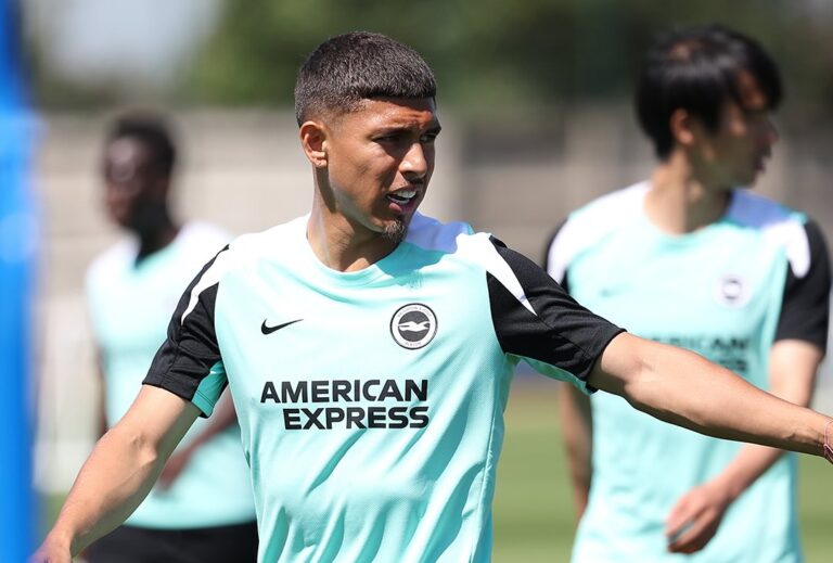 Según THE ATHLETIC, Jeremy Sarmiento “está listo” para dejar Brighton en este mercado
