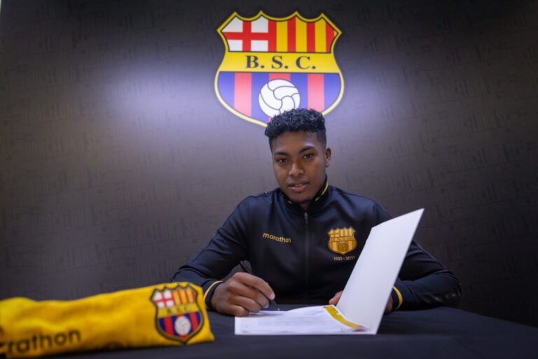 Noticia Banco Guayaquil // OFICIAL: Jean Carlos Montaño es nuevo jugador de BSC
