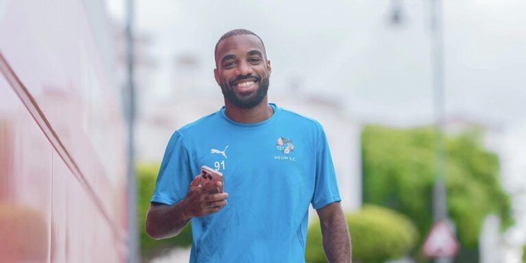 El increíble proyecto de un club de Arabia Saudita: ¿Por qué Neom SC es el equipo del futuro?