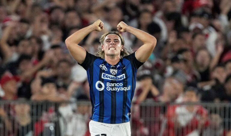 Spinelli: “IDV es un club bárbaro, tiene todo para el jugador”