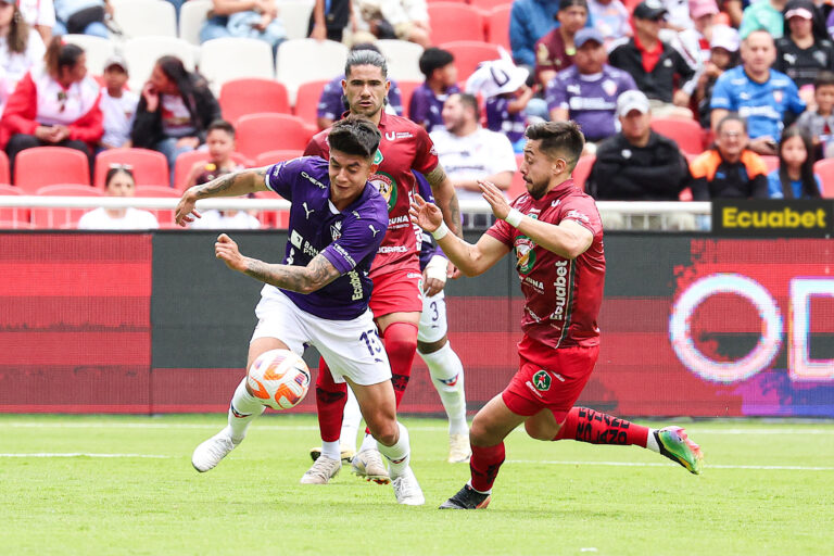 (VIDEO) NO LE PIERDEN LA PISTA A IDV: LDU ganó a Mushuc Runa como local
