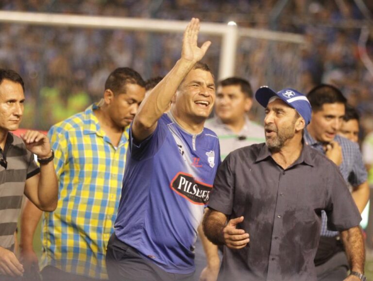 Nassib Neme responde con ironía sobre supuesta ayuda de Rafael Correa a Emelec