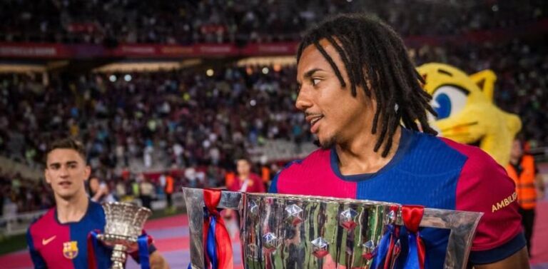 OFICIAL: Koundé renueva hasta el 2030