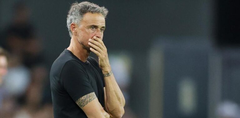 Dos salidas inminentes en el PSG