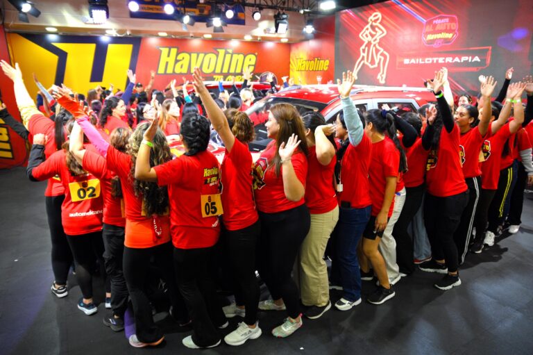 (EN VIVO) ¡Reto PÉGATE AL AUTO HAVOLINE 5: Mujeres al Poder!