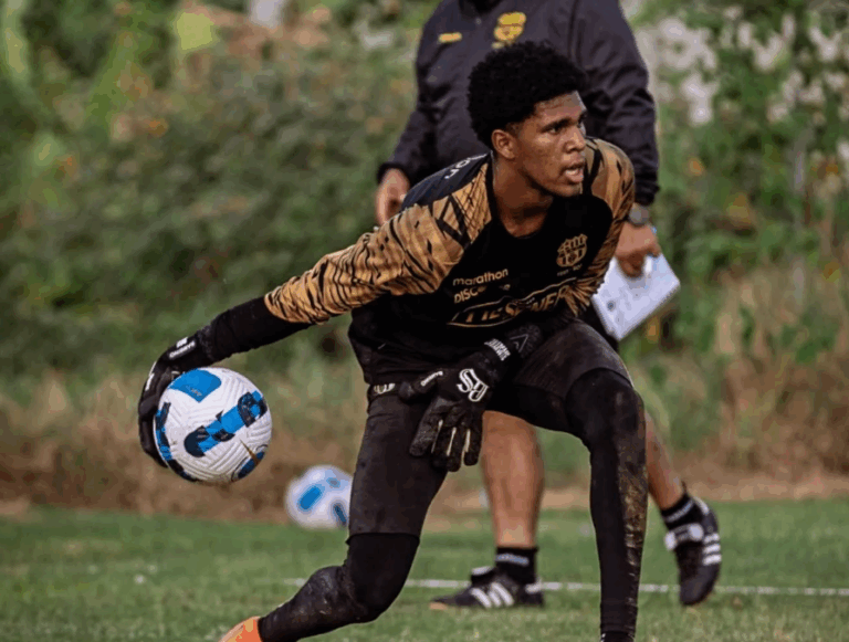 (VIDEO) Kléber Pinargote, arquero de BSC, convocado al microciclo de la Tri