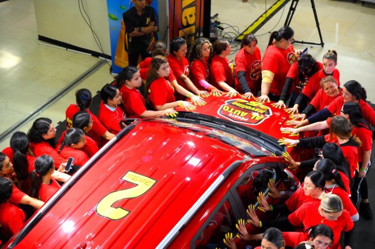 (EN VIVO) ¡Reto PÉGATE AL AUTO HAVOLINE 5: Mujeres al Poder!