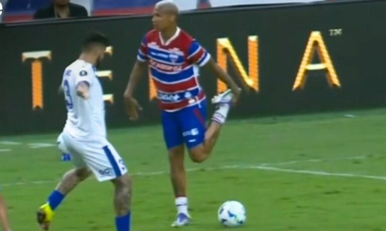 (VIDEO) Otro show de Deyverson en la Libertadores ante Vélez