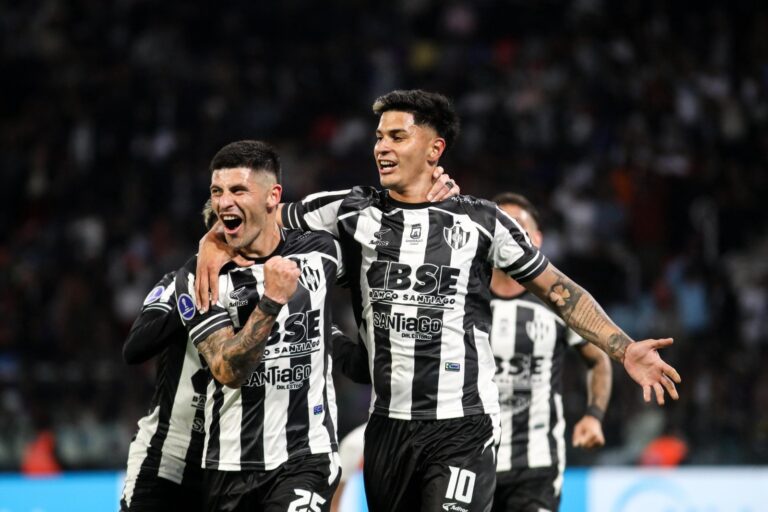 (VIDEO) Central Córdoba venció por la mínima a Lanús en la Sudamericana