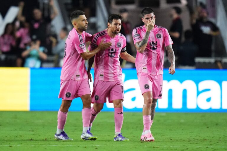 (VIDEO) DOBLETE DE MESSI y remontada del Inter Miami en la Leagues Cup