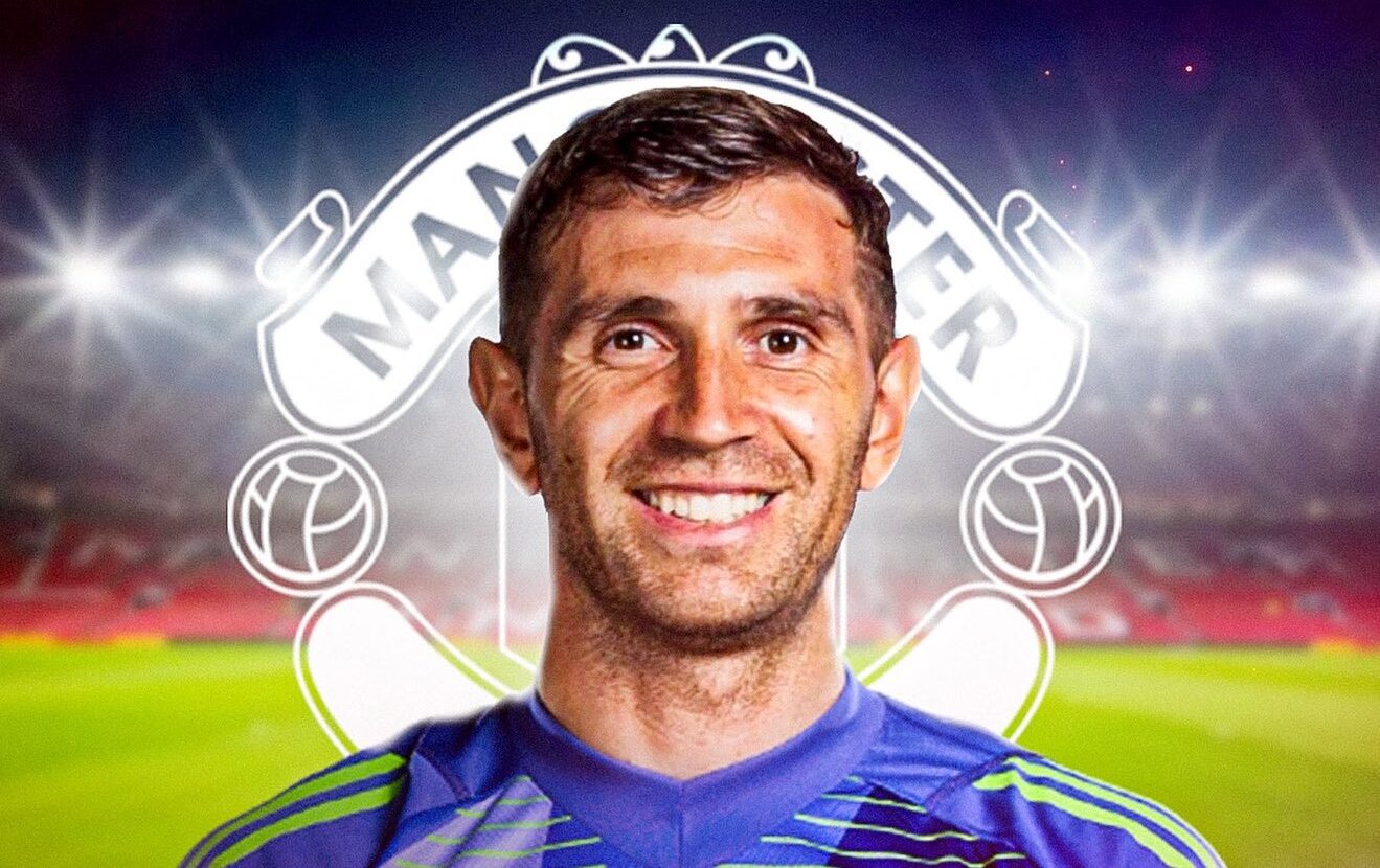 Reportan que el Manchester United llega a un acuerdo personal con el Dibu Martínez