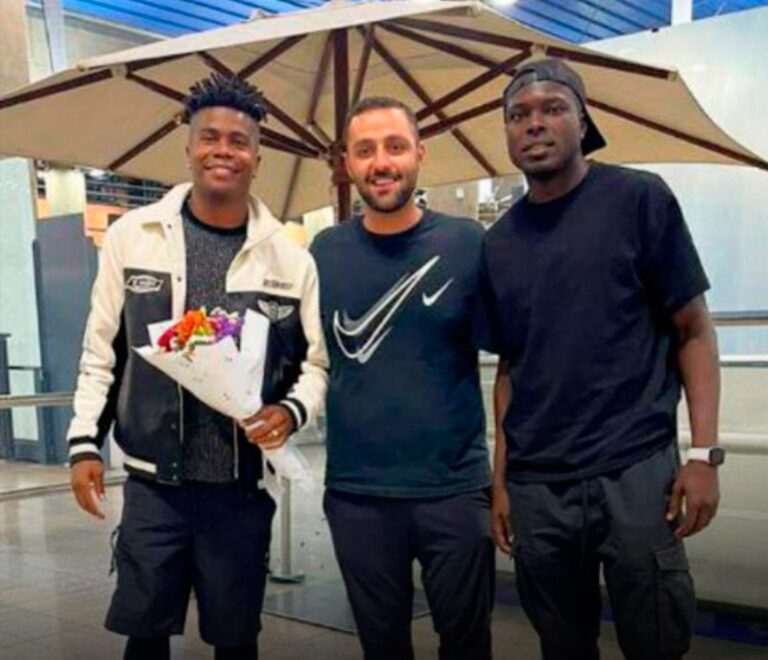 ¡2 ecuatorianos en el fútbol iraní!