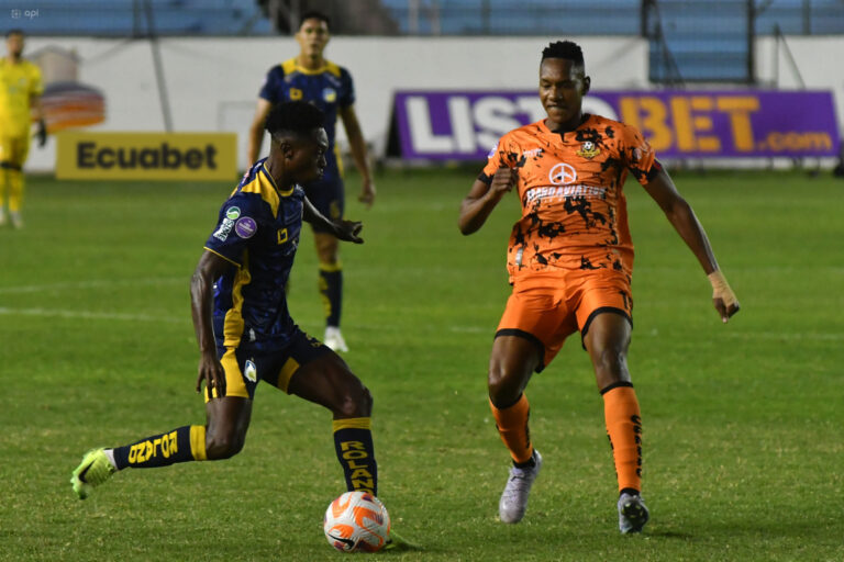 SIN GOLES EN EL JOCAY: Delfín y Libertad empataron en el cierre de la fecha