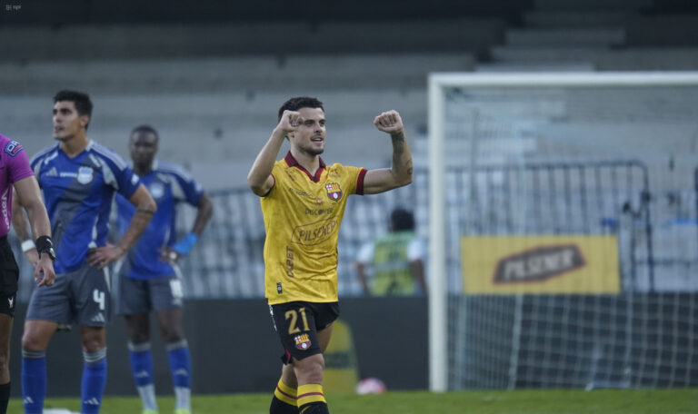 (VIDEO) REPLETO DE GOLES E INCIDENTES: BSC goleó 4-0 al Emelec en el Capwell