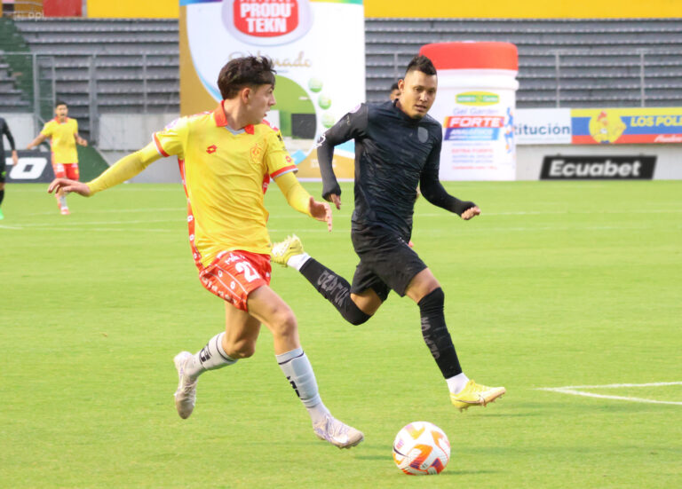 SIN GOLES EN CHILLOGALLO: Aucas y Orense igualaron en Quito