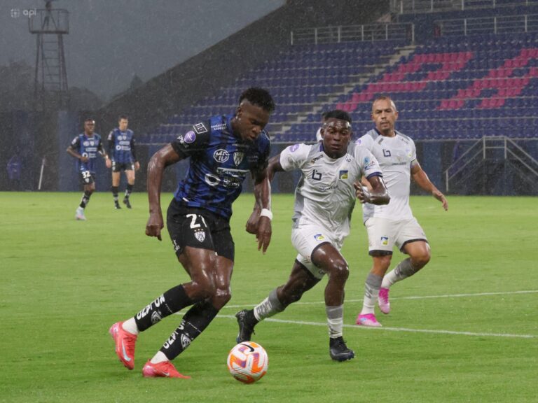 NO PUDO AMPLIAR LA VENTAJA: IDV igualó sin goles ante Delfín