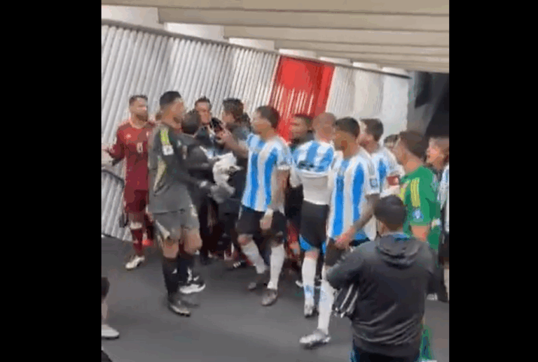 (VIDEO) Tensión en el Argentina vs Venezuela: Messi confrontó a Rincón en el túnel